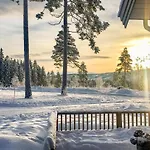 Cozy In Brottum With Kitchen Skrukkerud