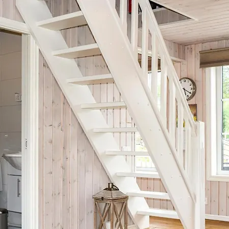 Cozy In Brottum With Kitchen