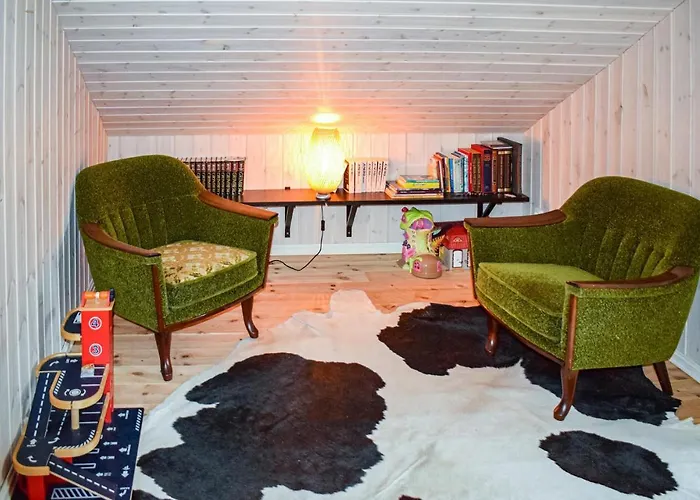 Cozy In Brottum With Kitchen